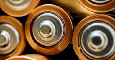 Máte staré spotřebiče nebo dokonce baterie? V žádném případě je nevyhazujte do klasických košů!