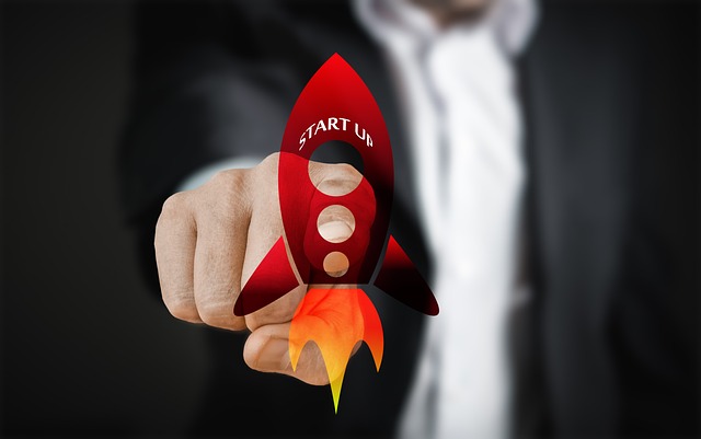 Startup mezi Bratislavou a Prahou: Kde založit firmu a proč